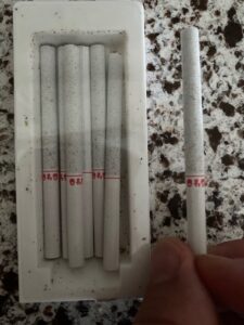 How to Roll a Joint without Filter - The Green Alpaca